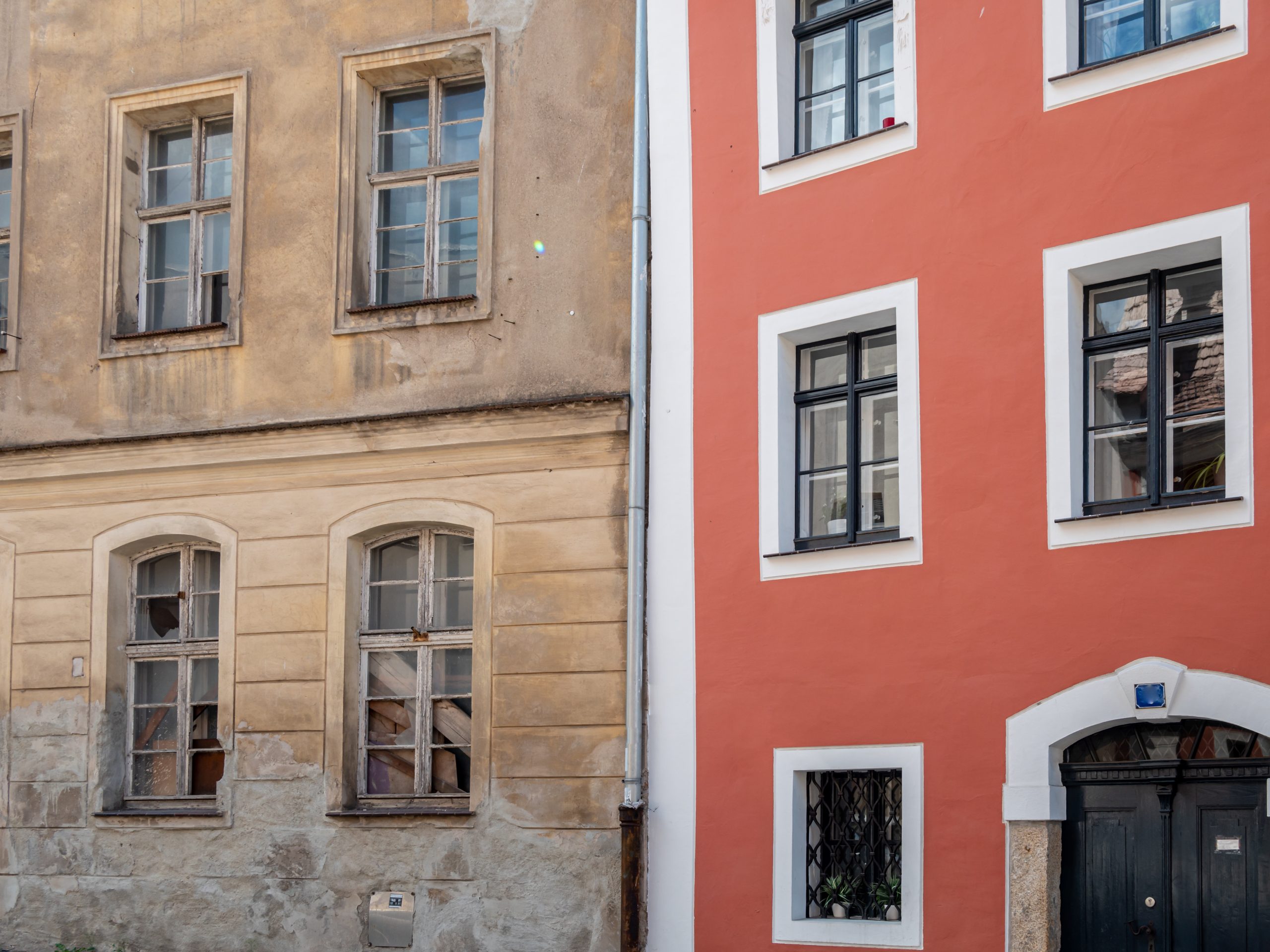 Rechtsberatung bei Kündigung KfW-Förderkredit Programm 261 aus Altbau wird Neubau